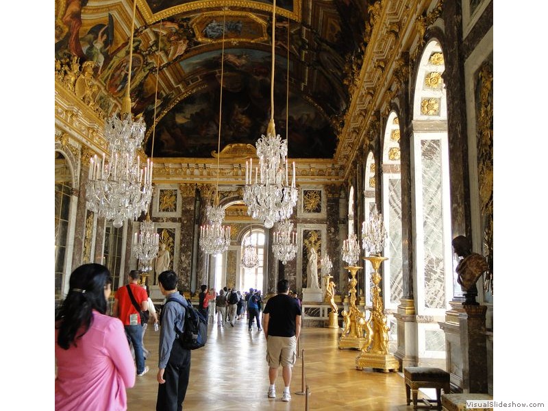 Versailles - Mike in the Hall of Mirrors