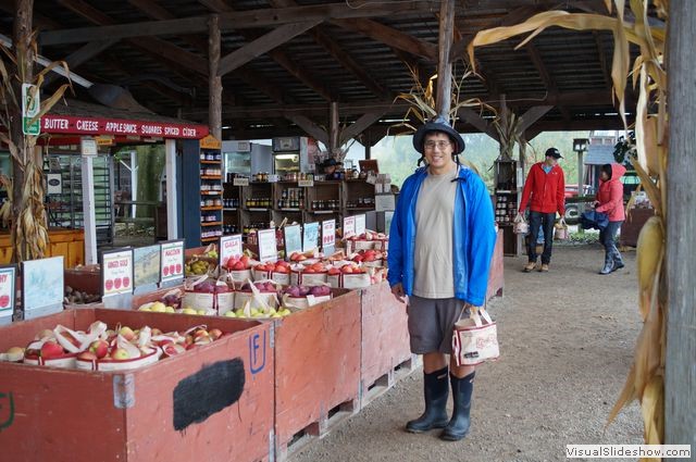 Mike at Al Ferri Apple Farm