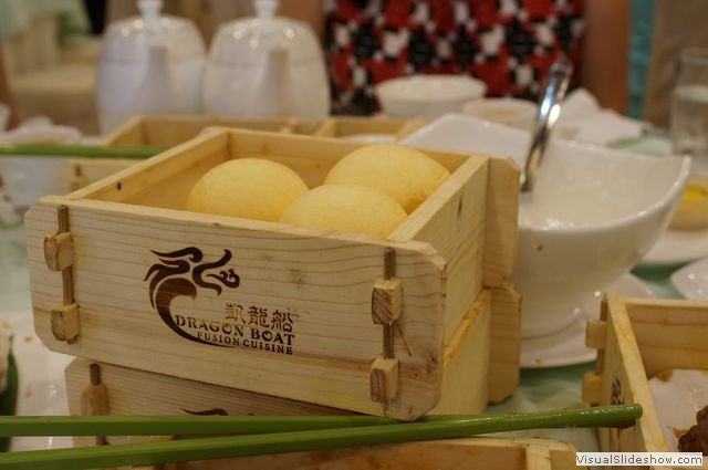 Dragon Boat Fusion Cuisiine Box with Custard Bun