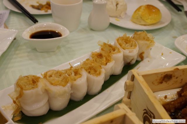 Rice Noodle Wrapped Around Fried Bread