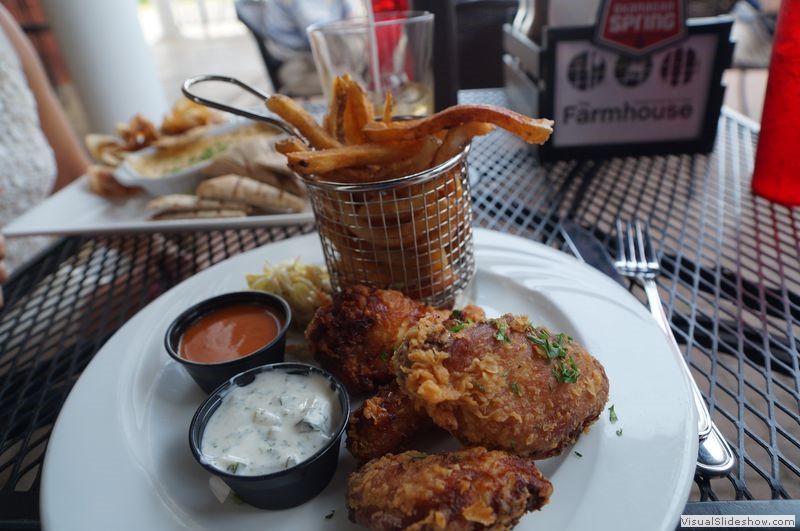 Farmhouse - Chicken Wings