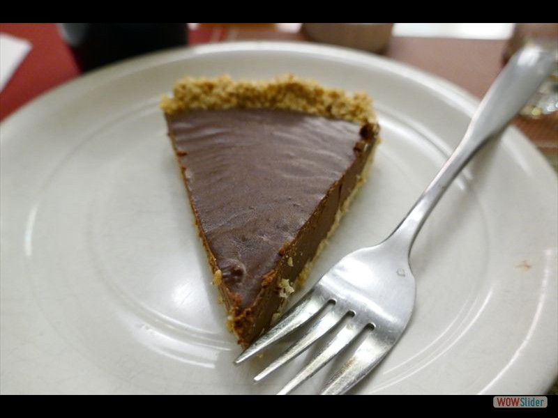 Chocolate Pie with Oat Crust