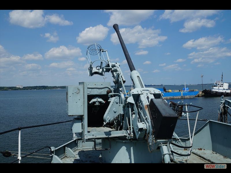 HMCS Haida in Hamilton - Anti-Aircraft Gun