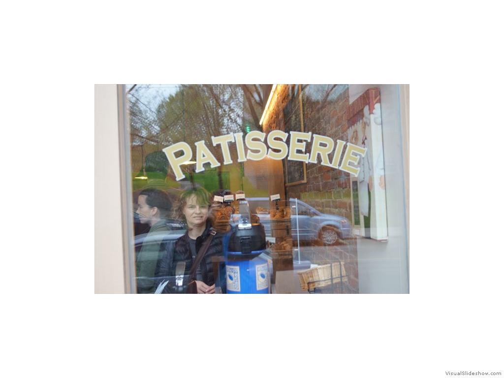 Patisserie Sign and La Gourmandine Bakery