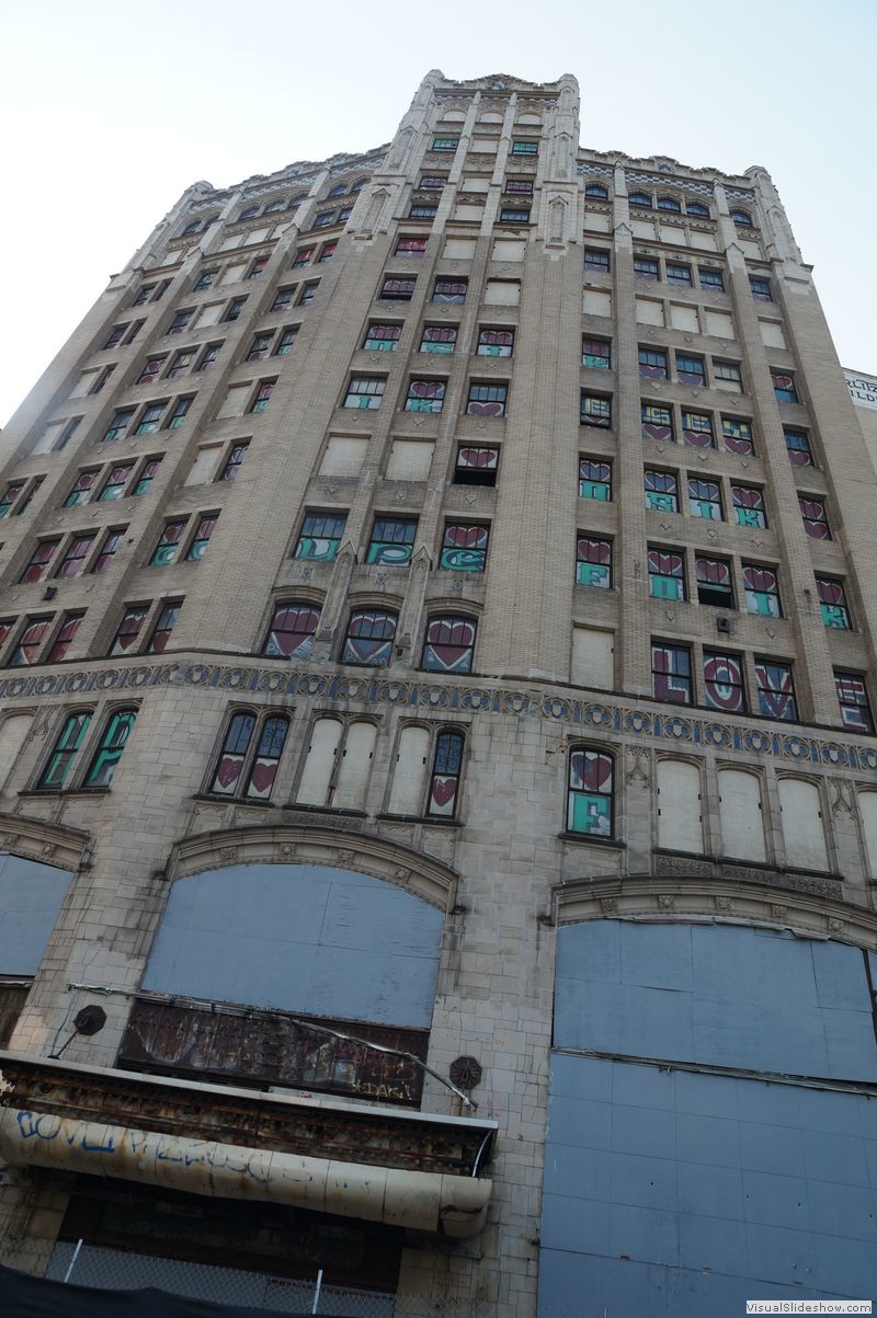 Detroit Metropolitan Building