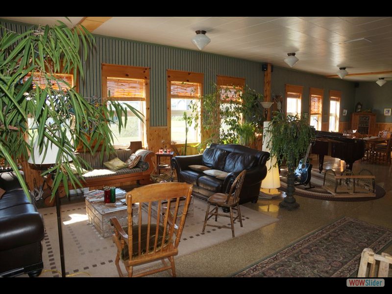 La Butte Ronde Bed and Breakfast - La Butte Ronde B&B - Living Room